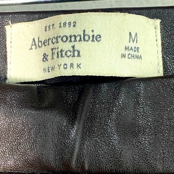 Abercrombie & Fitch Faux Brown Leather Leggings  Size Medium - Picture 5 of 6